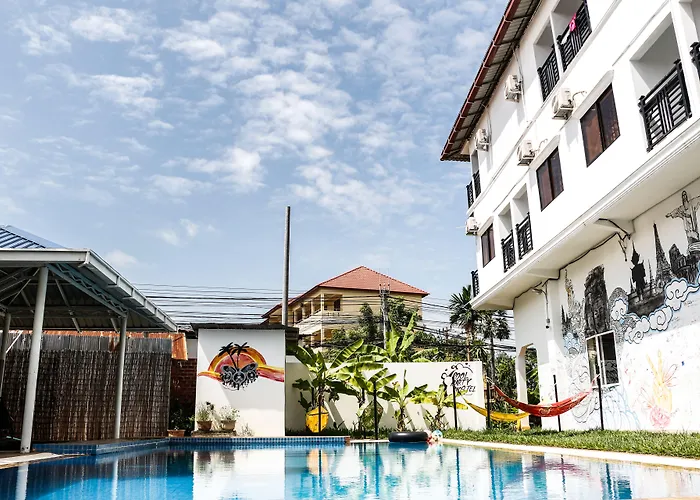 Pool Party Hostel Siem Reap